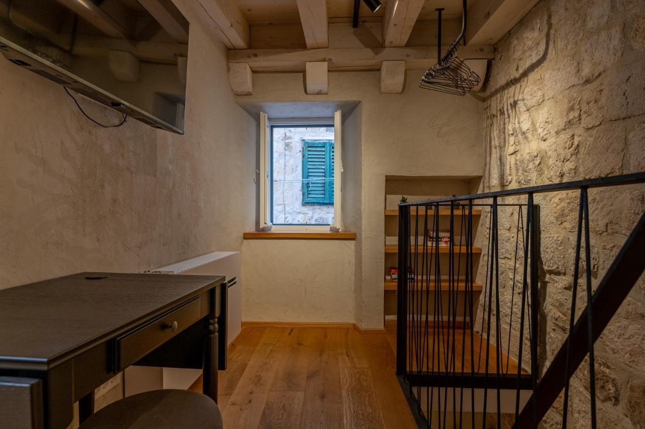Superior 1 Bedroom Apartment Gabriela Next To Buza Beach Dubrovnik Exterior foto